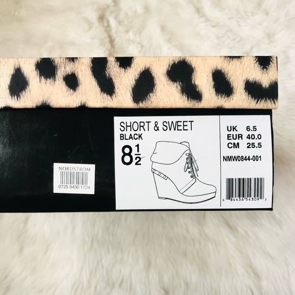 nwt y2k naughty monkey lace up sherpa wedge black suede ankle booties - Picture 8 of 8